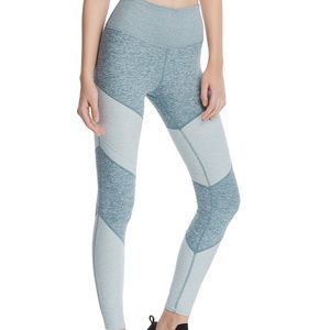 Alo Yoga AloSoft Sheila Leggings Size XS